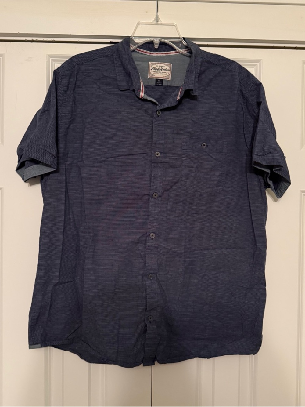⭐️ Short-Sleeve Button-Down Shirt in Dark Blue